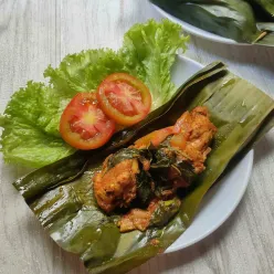 Pepes Ayam Pedas