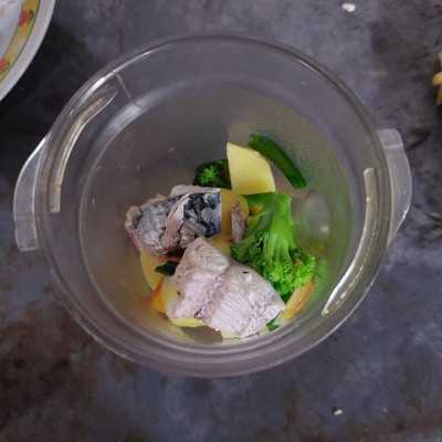 Step 4 MPASI Kentang Brokoli Ikan Laut #YummyMPASIChallenge
