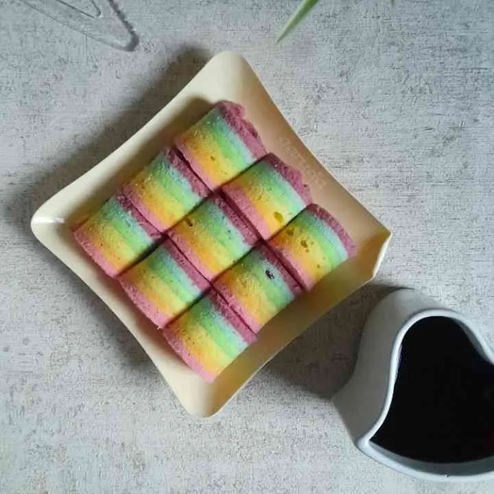 Mini Rainbow Roll Cake #YummyMPASIChallenge