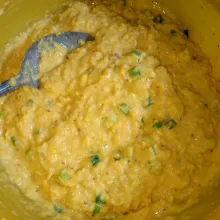 Aduk hingga semua bahan tercampur rata.