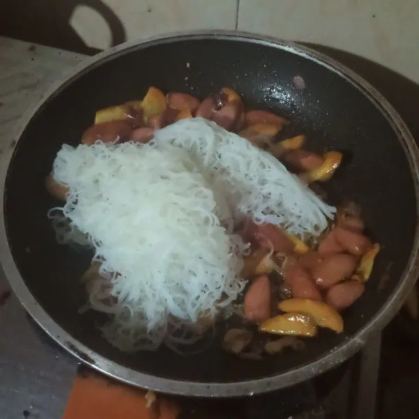 Step 4 Bihun Goreng Bayam