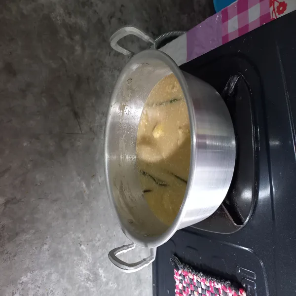 Jika ingin masih agak utuh masak durian sebentar saja. Jika ingin durian hancur masak agak lama.