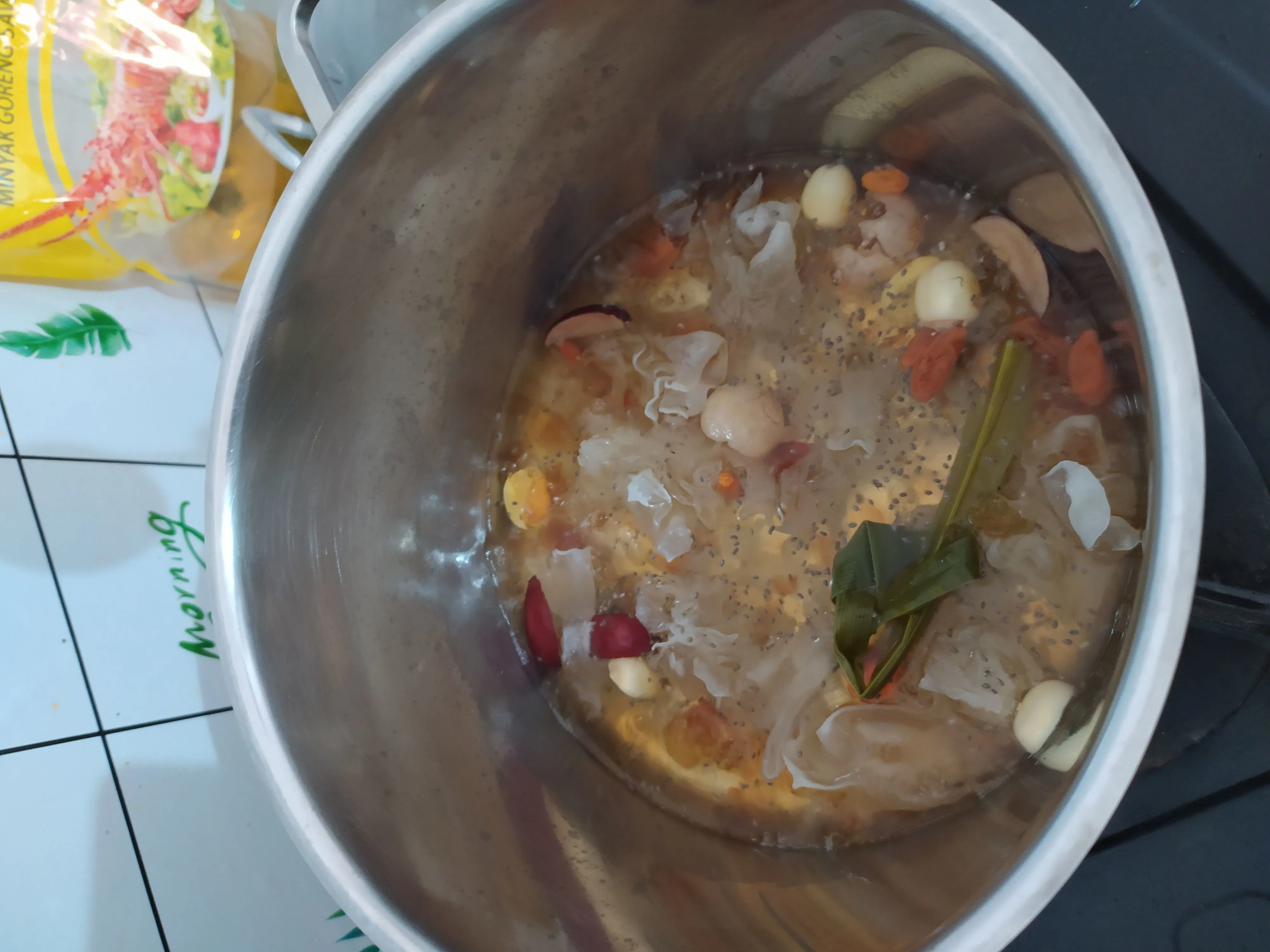 Step 9 Peach Gum Dessert / Tao Jiao