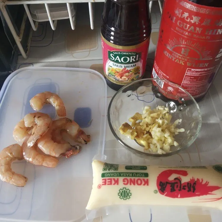 Step 1 Steam Tofu Udang