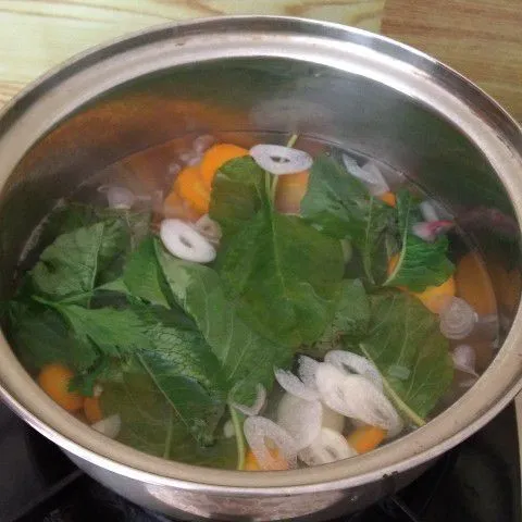 Step 3 Sayur Bening Bayam Telur Puyuh