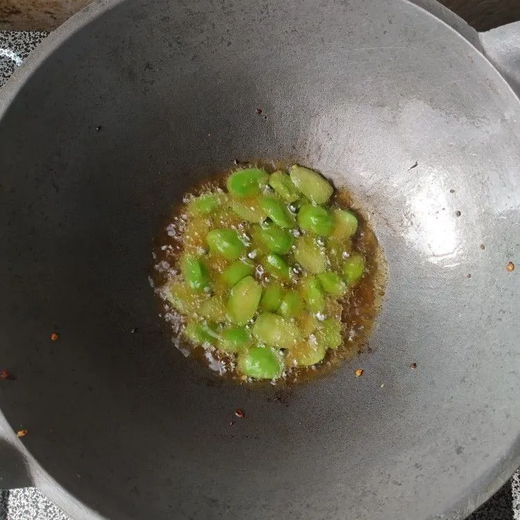Step 5 Sambal Embe Pete