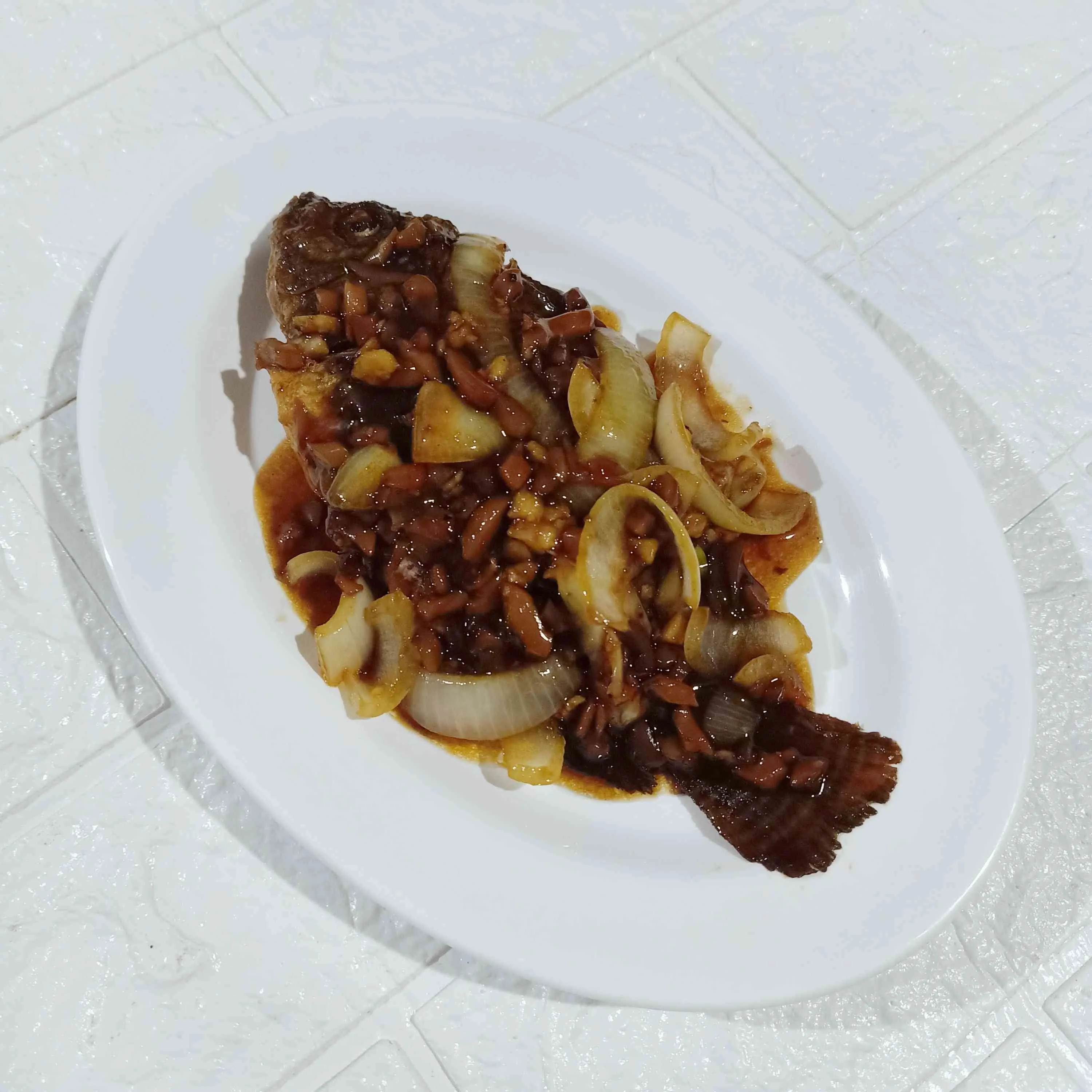 Nila Goreng Saus Jamur