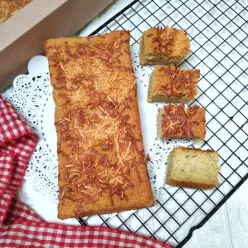 Cake Pisang Keju