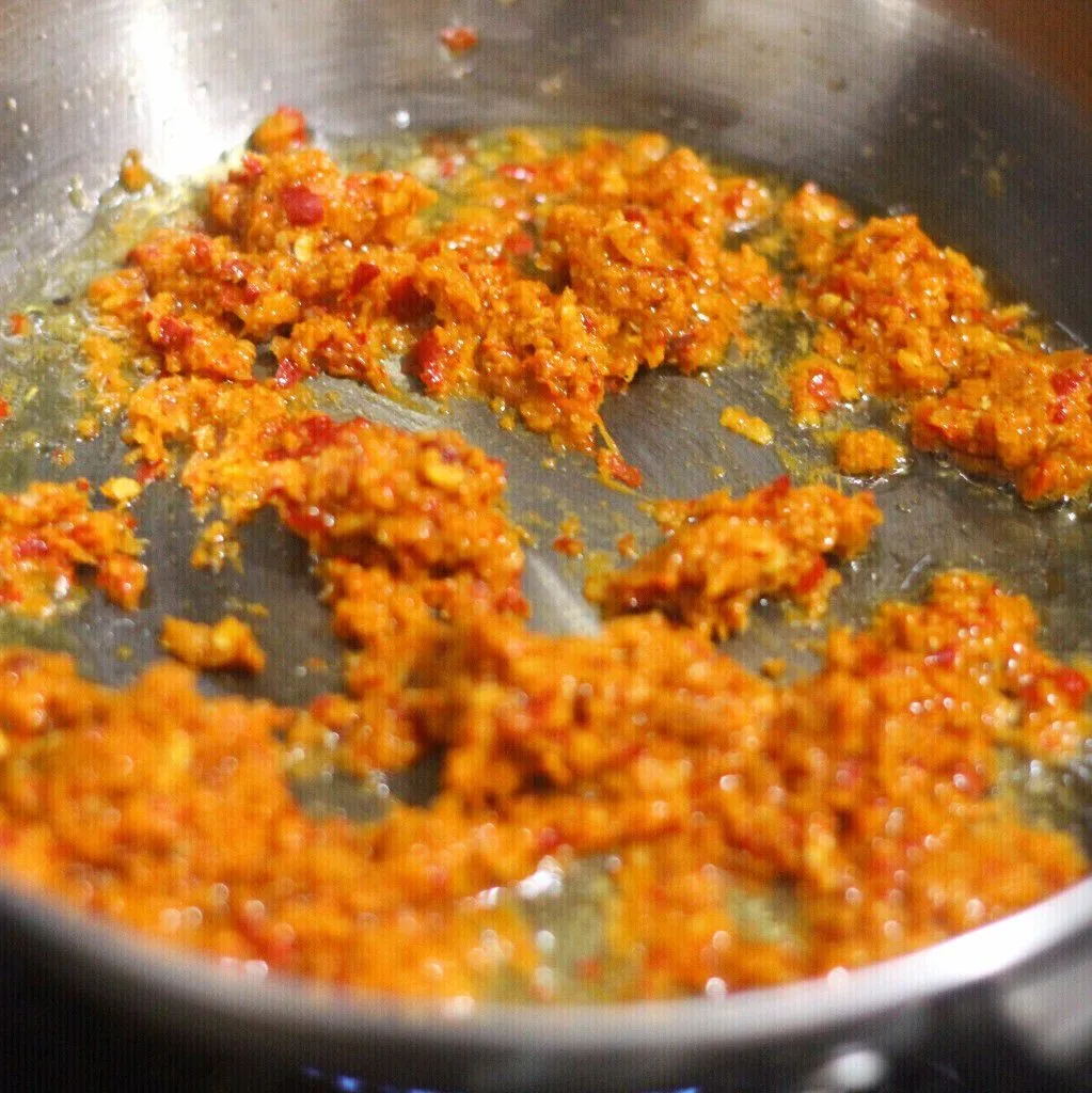 Step 2 Rendang Jengkol