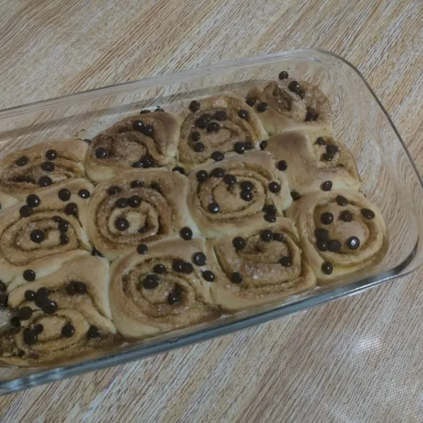 Cinnamon Rolls siap dihidangkan.