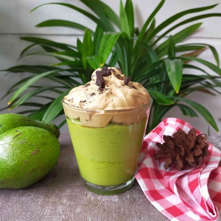 Avocado Dalgona Coffee