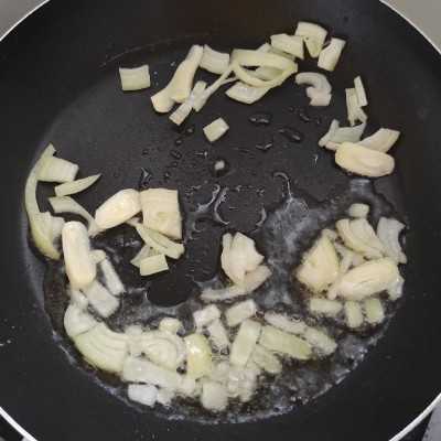 Step 1 Tumis Bayam Wortel