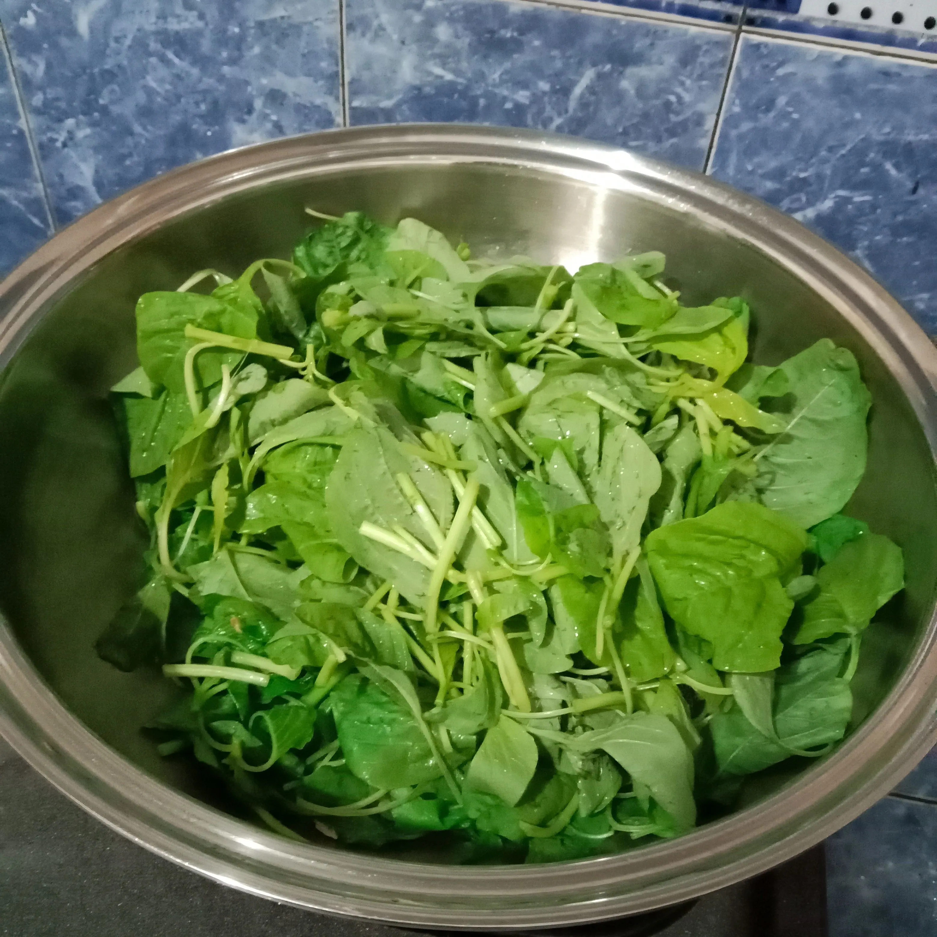 Step 2 Tumis Bayam Kuah Tulang Sapi