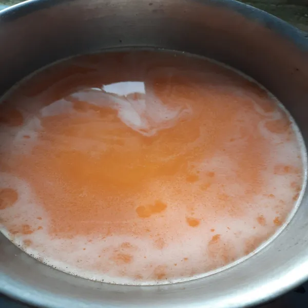 Masak jelly jeruk sesuai kemasan.