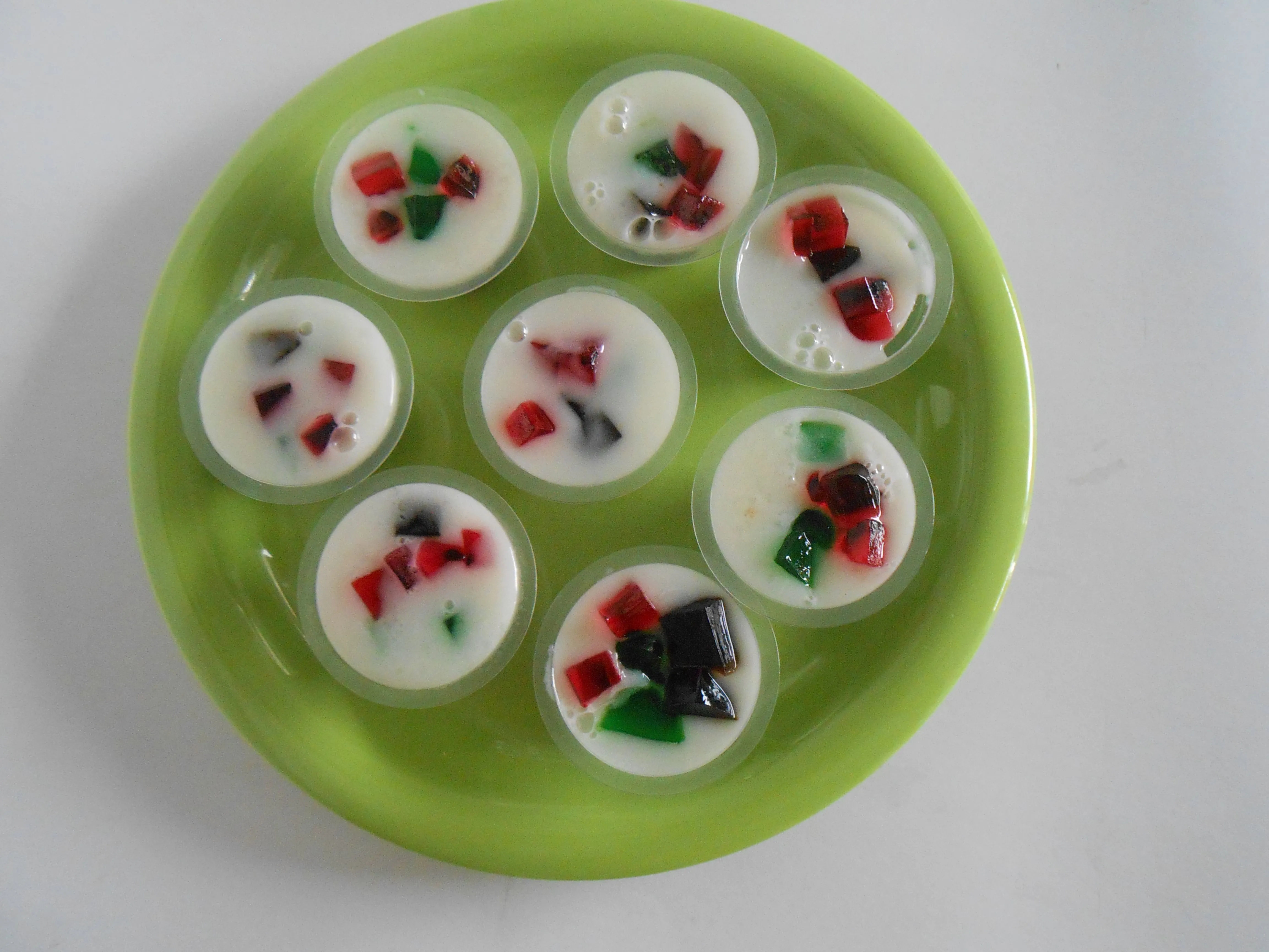 Step 10 Puding Mozaik Nutrijel