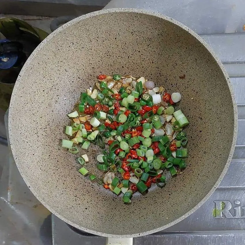Step 3 Nasi Merah Goreng Petai