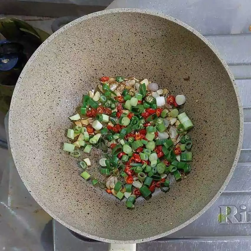 Step 3 Nasi Merah Goreng Petai