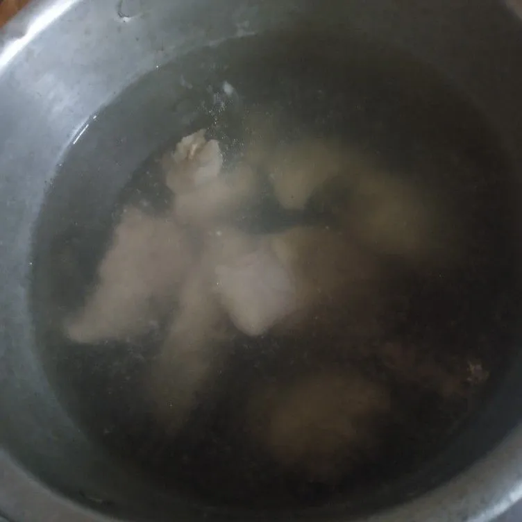 Step 1 Soto Ayam Bening