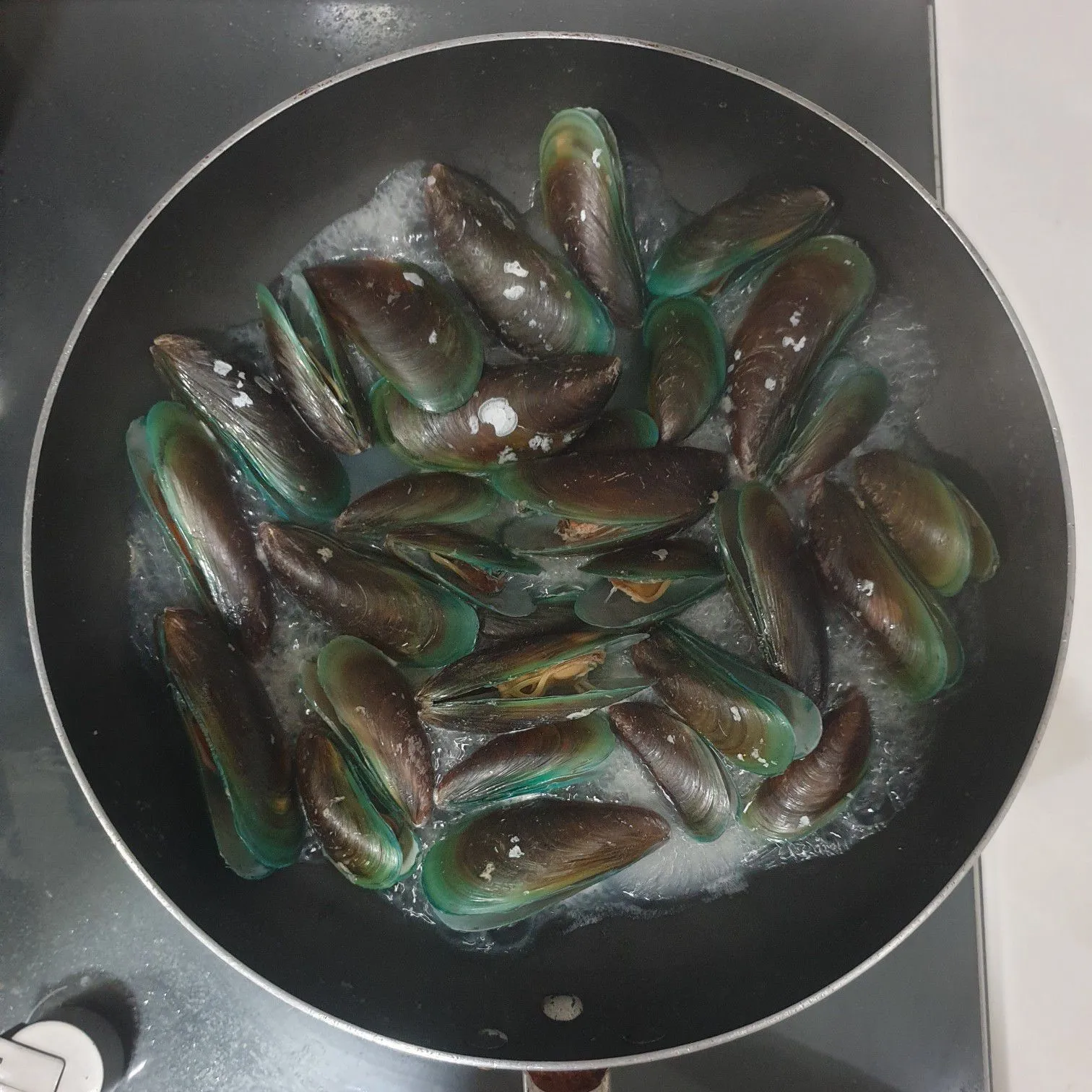 Step 1 Spaghetti With Mussel