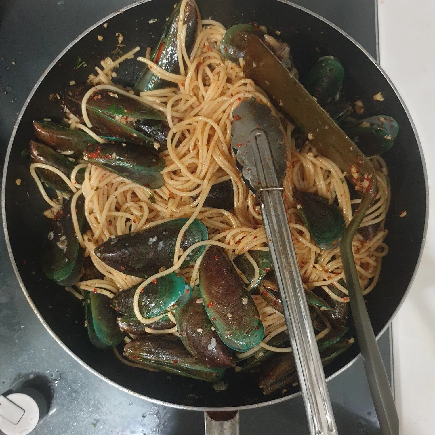 Step 8 Spaghetti With Mussel