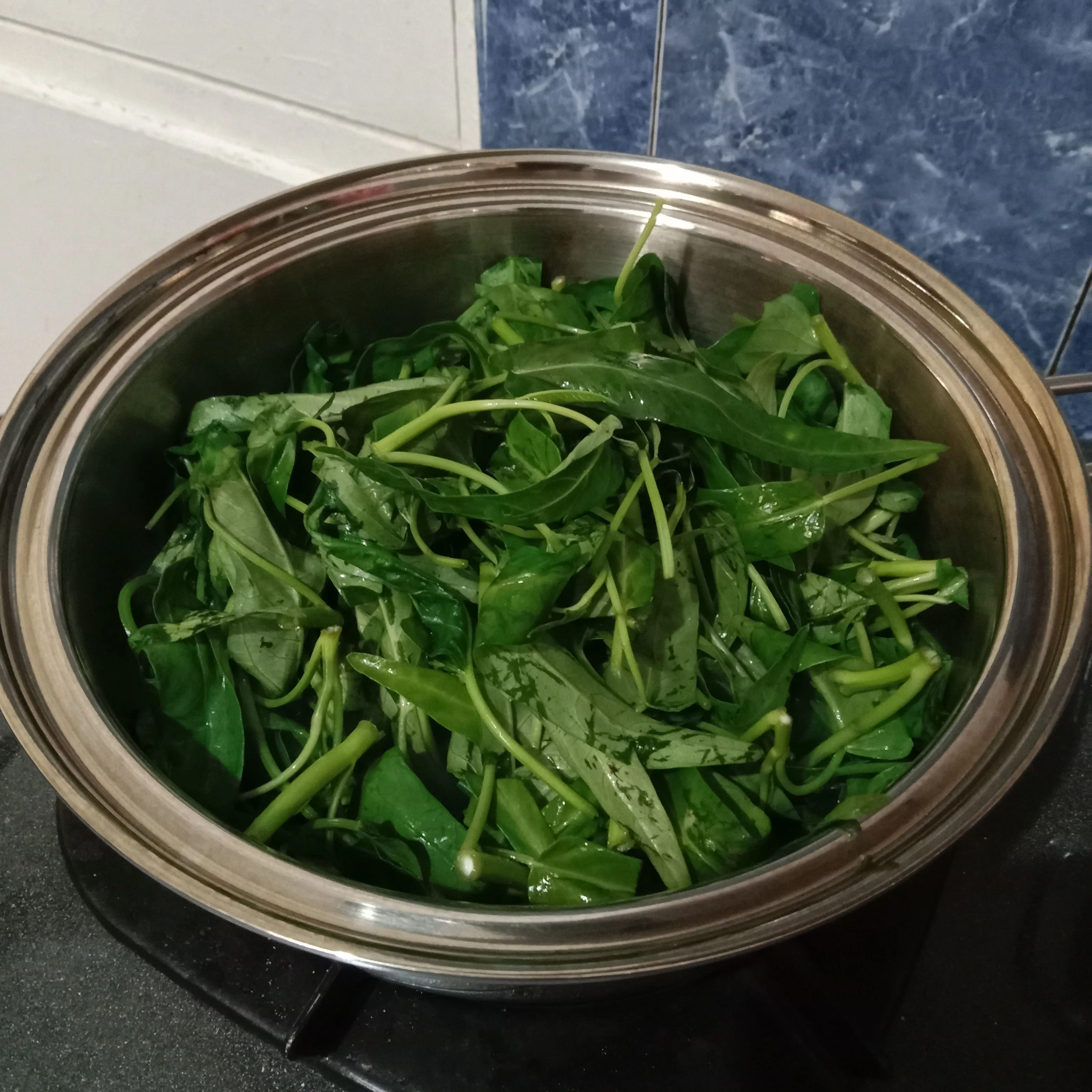 Step 2 Kangkung Tumis Bumbu Ebi