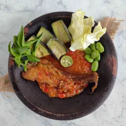 Penyetan Iwak Pe