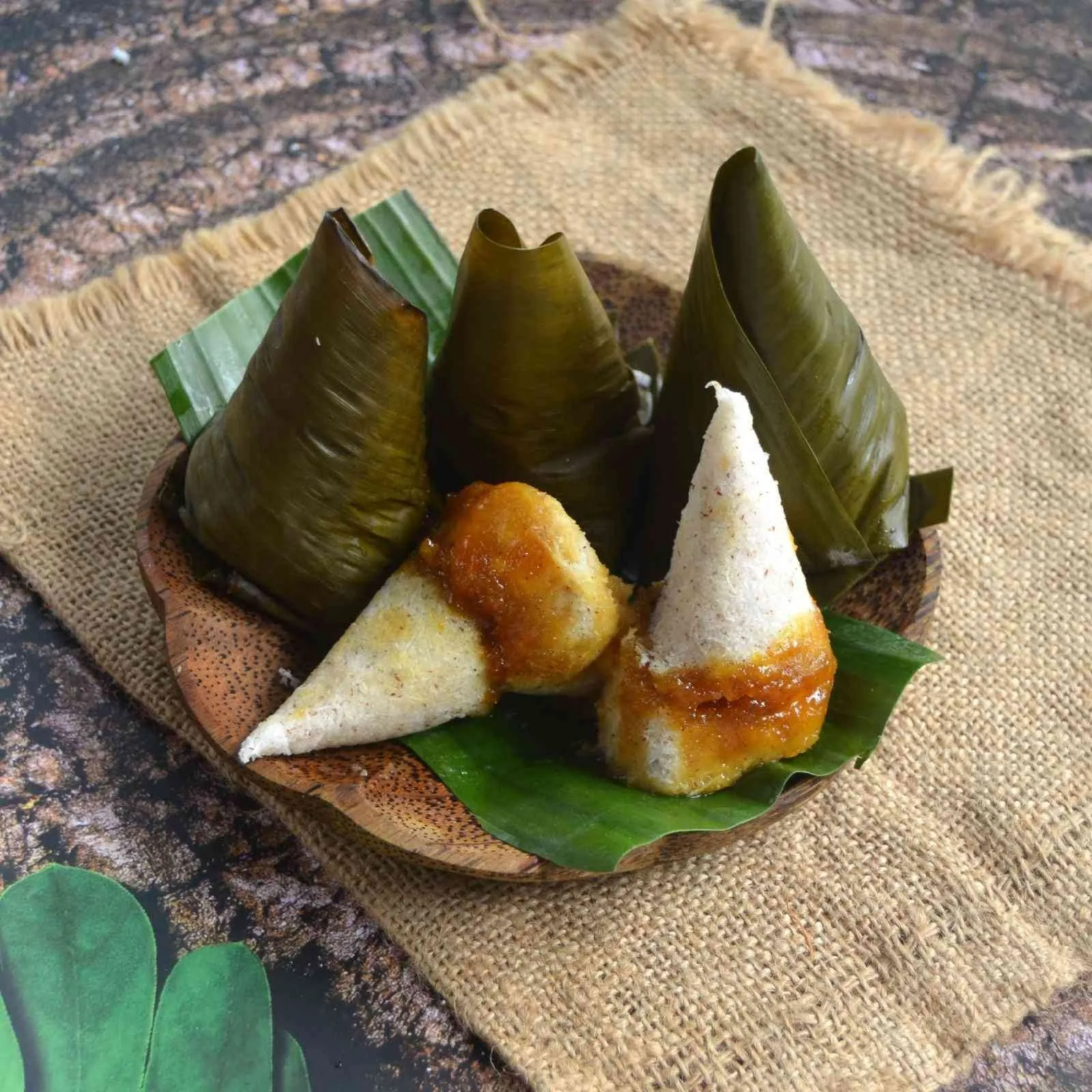 Kue Abu Kerucut
