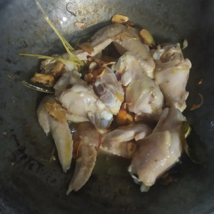 Step 4 Ayam Pindang Bumbu Iris