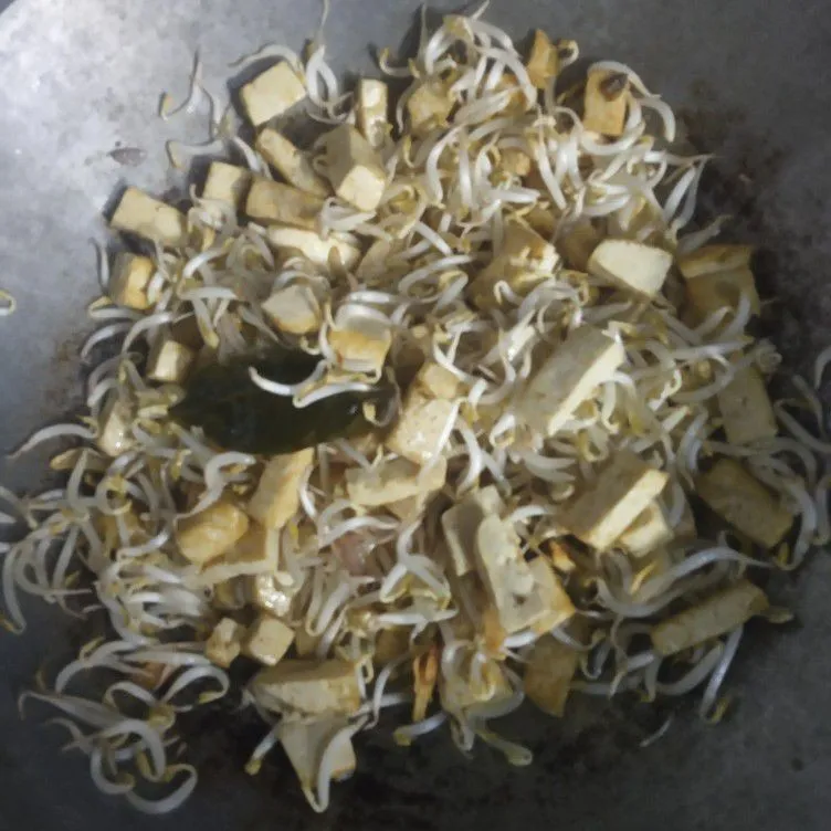 Step 5 Tumis Tahu Toge