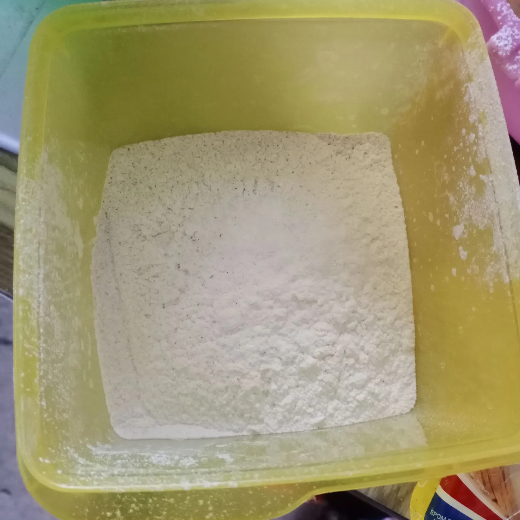 Step 3 Sponge Cake Pisang