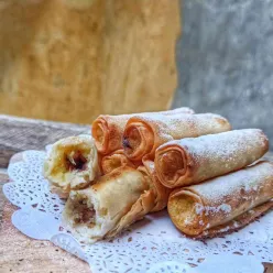 Tape Singkong Keju Cokelat Roll