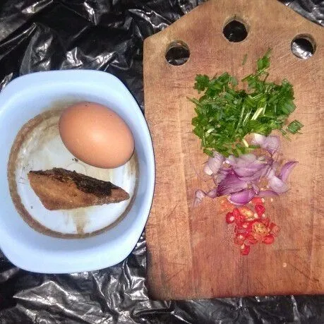Step 1 Omlet Pindang Tongkol