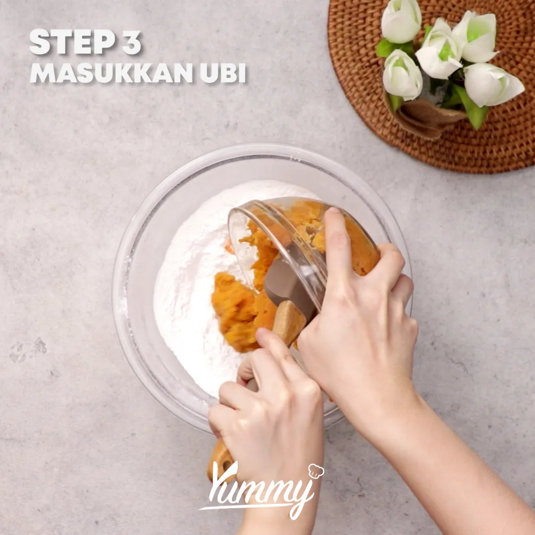 Step 3 Bola Ubi Oranye