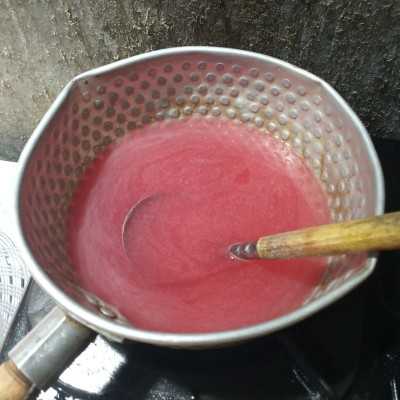 Step 1 Strawberry Milky Sago