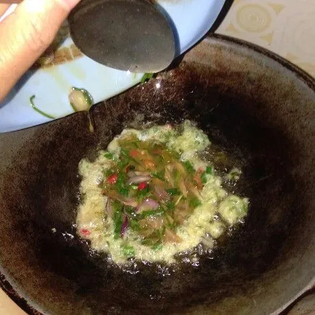 Step 4 Omlet Pindang Tongkol