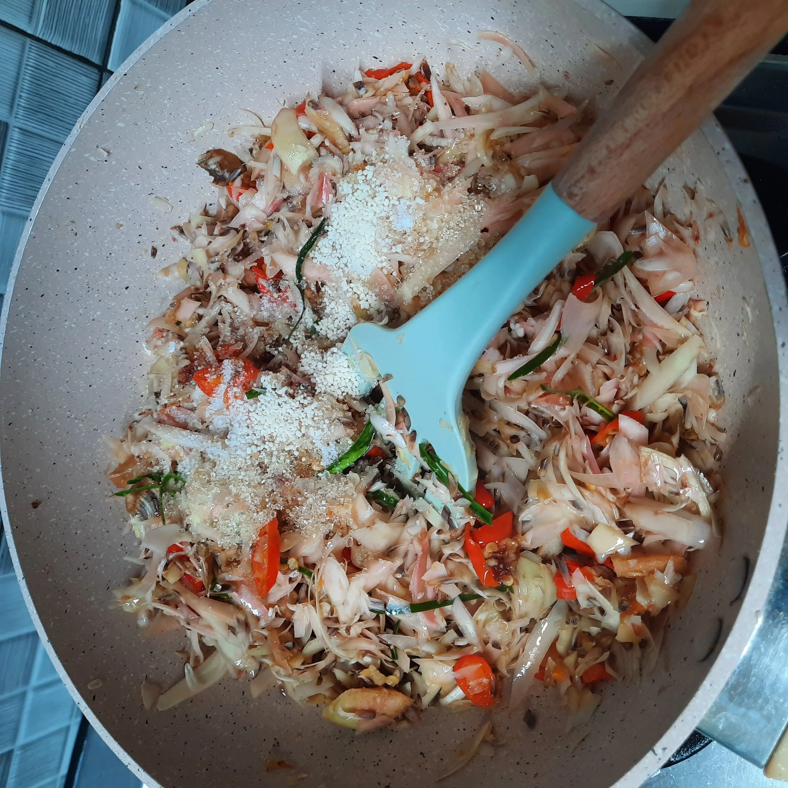 Step 6 Tumis Pedas Kecombrang