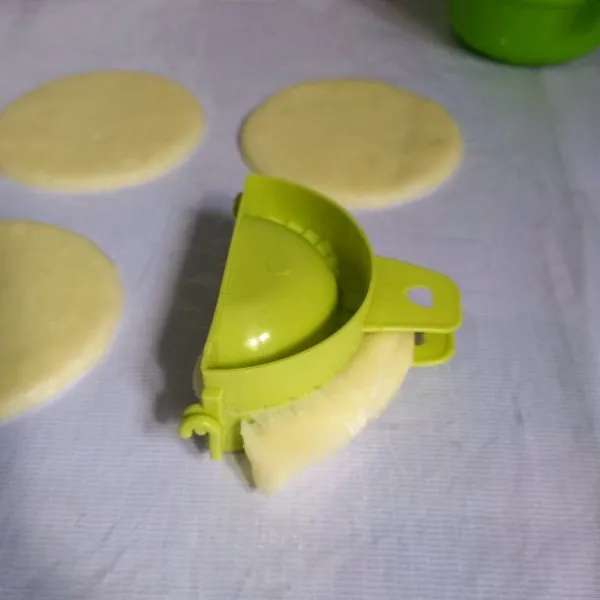 Kemudian cetak pastel.