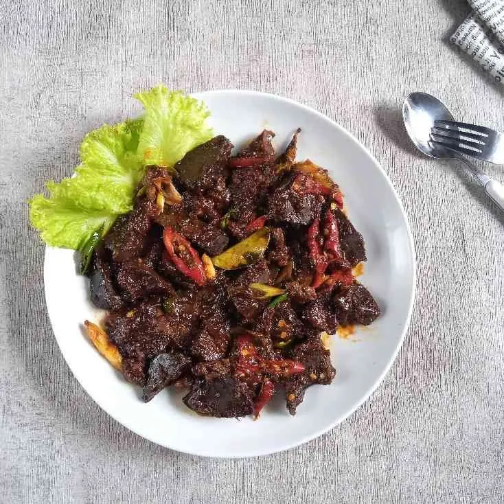 Krengsengan Hati dan Paru Kambing