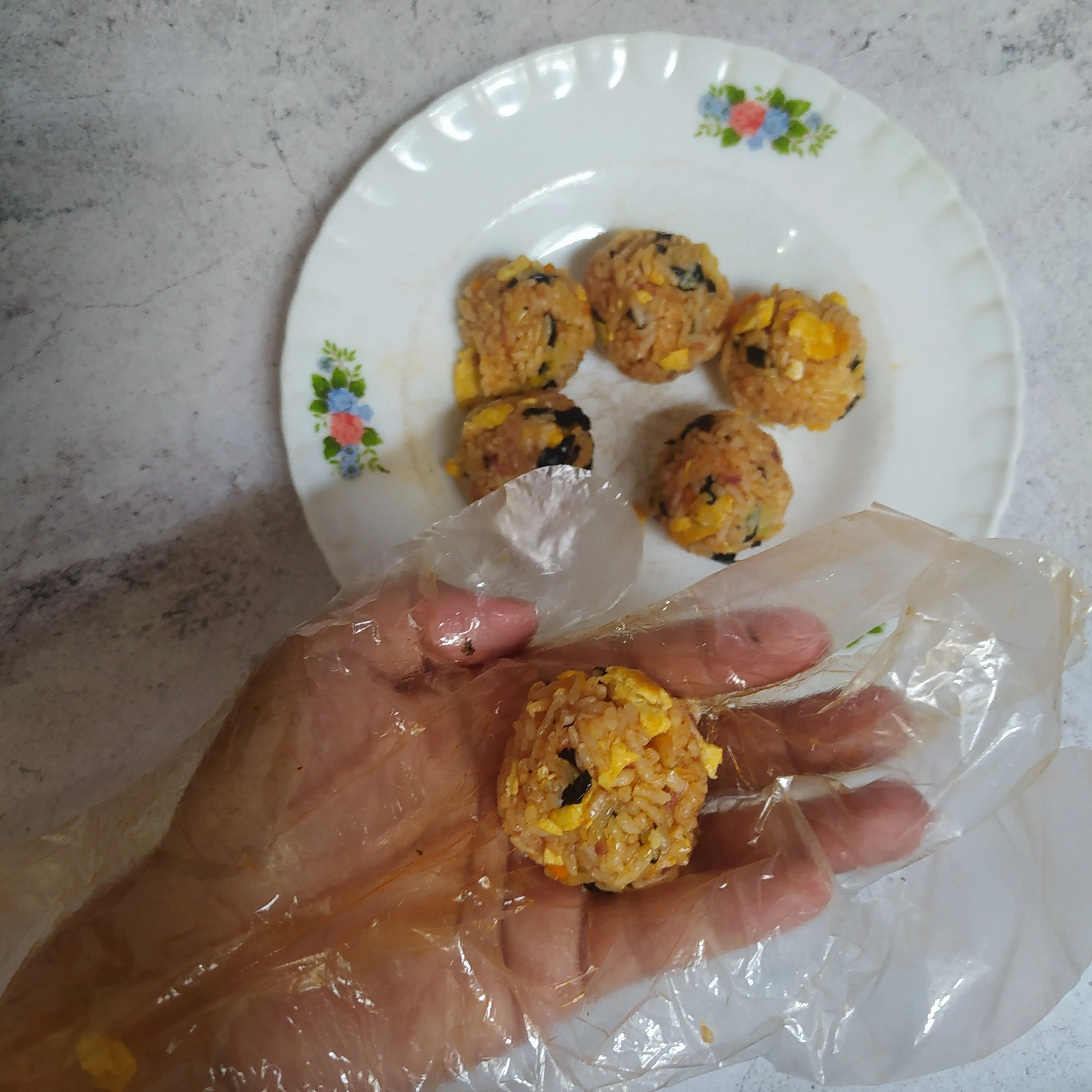 Step 5 Jumeokbab (Nasi Kepal Korea)