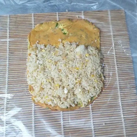 Step 4 Telur Gulung Nasi Goreng