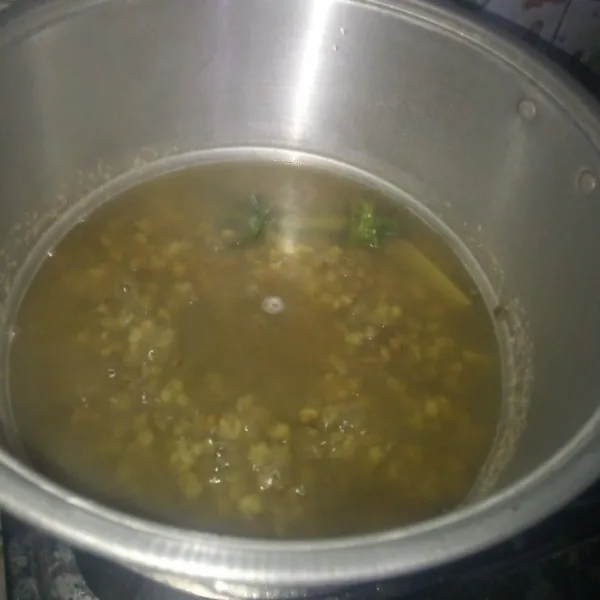 Rebus kacang hijau dan daun pandan, saya pakai metode 5-30-7.