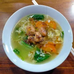 Mie Telur Rebus