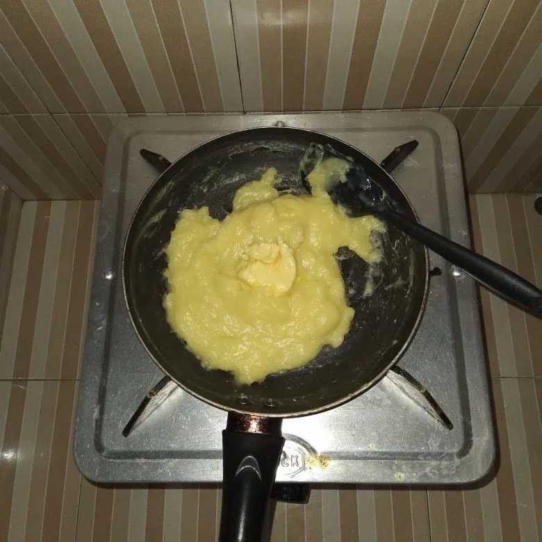 Step 7 Choux Pastry Vla Vanilla