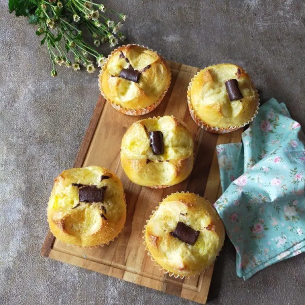 Dinginkan sejenak dan sajikan.