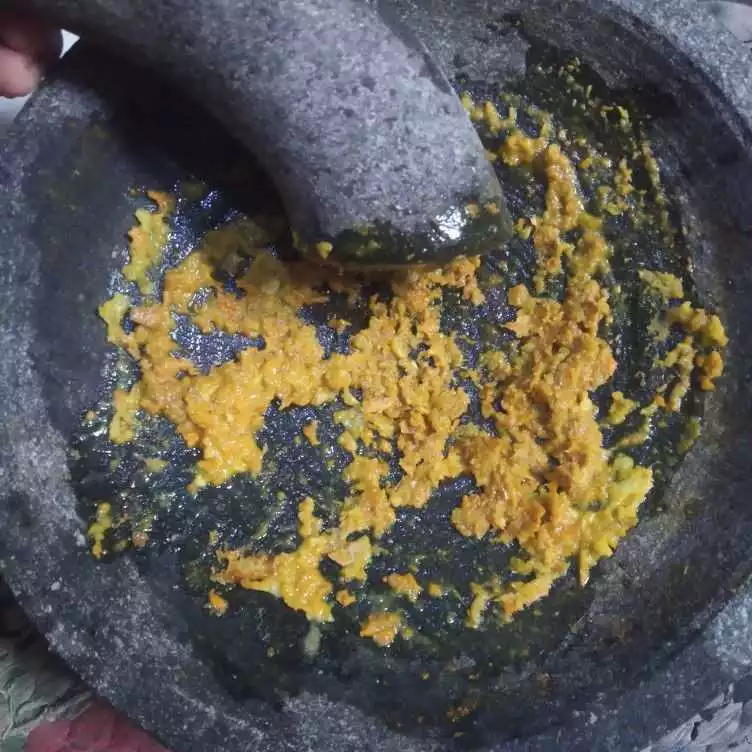 Step 2 Lele Goreng sambal geprek
