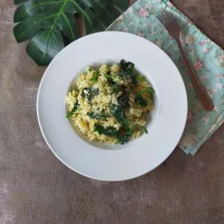Pasta Bayam