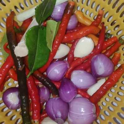 Step 2 Ayam Suwir Pedas