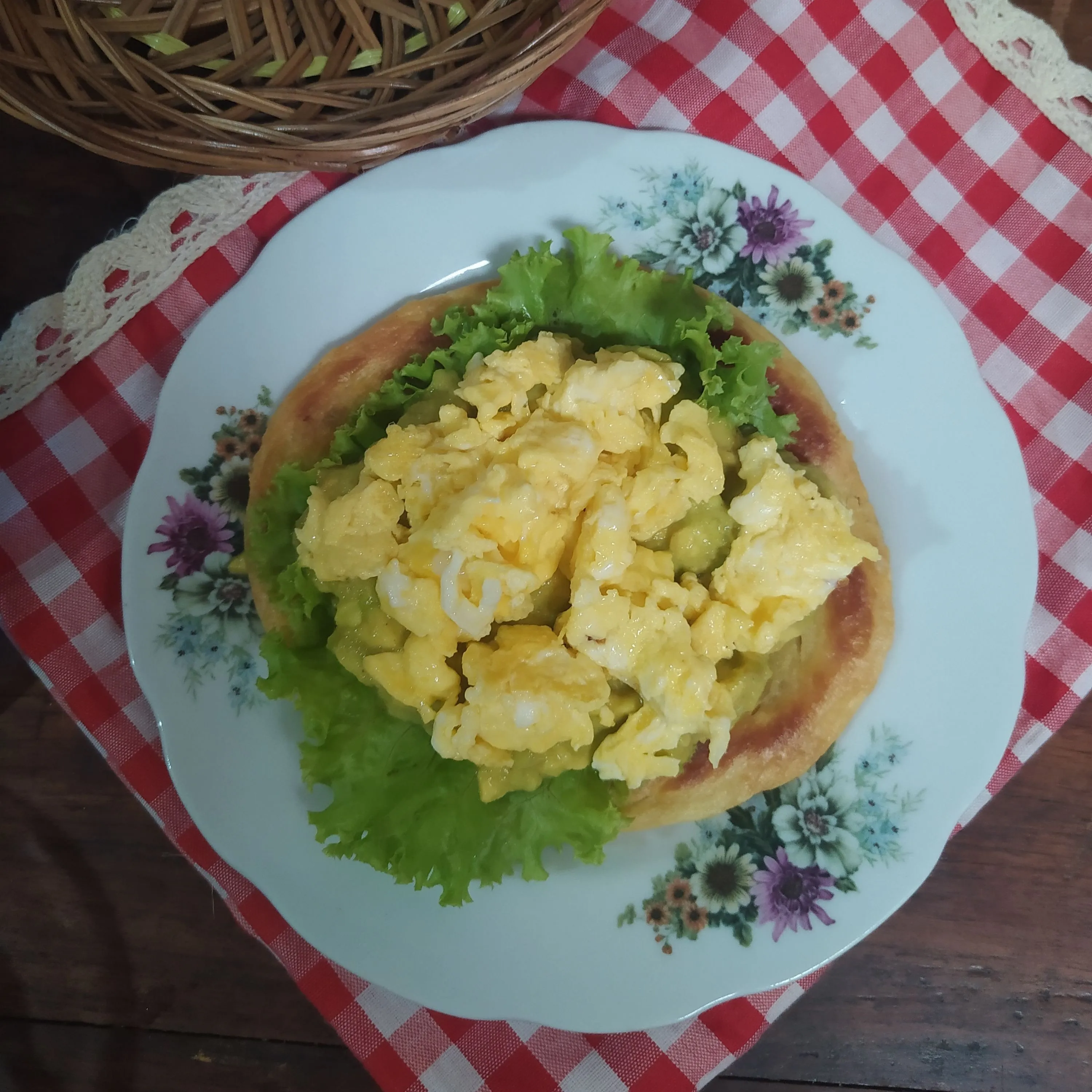 Step 5 Roti Maryam Alpukat Telur Keju