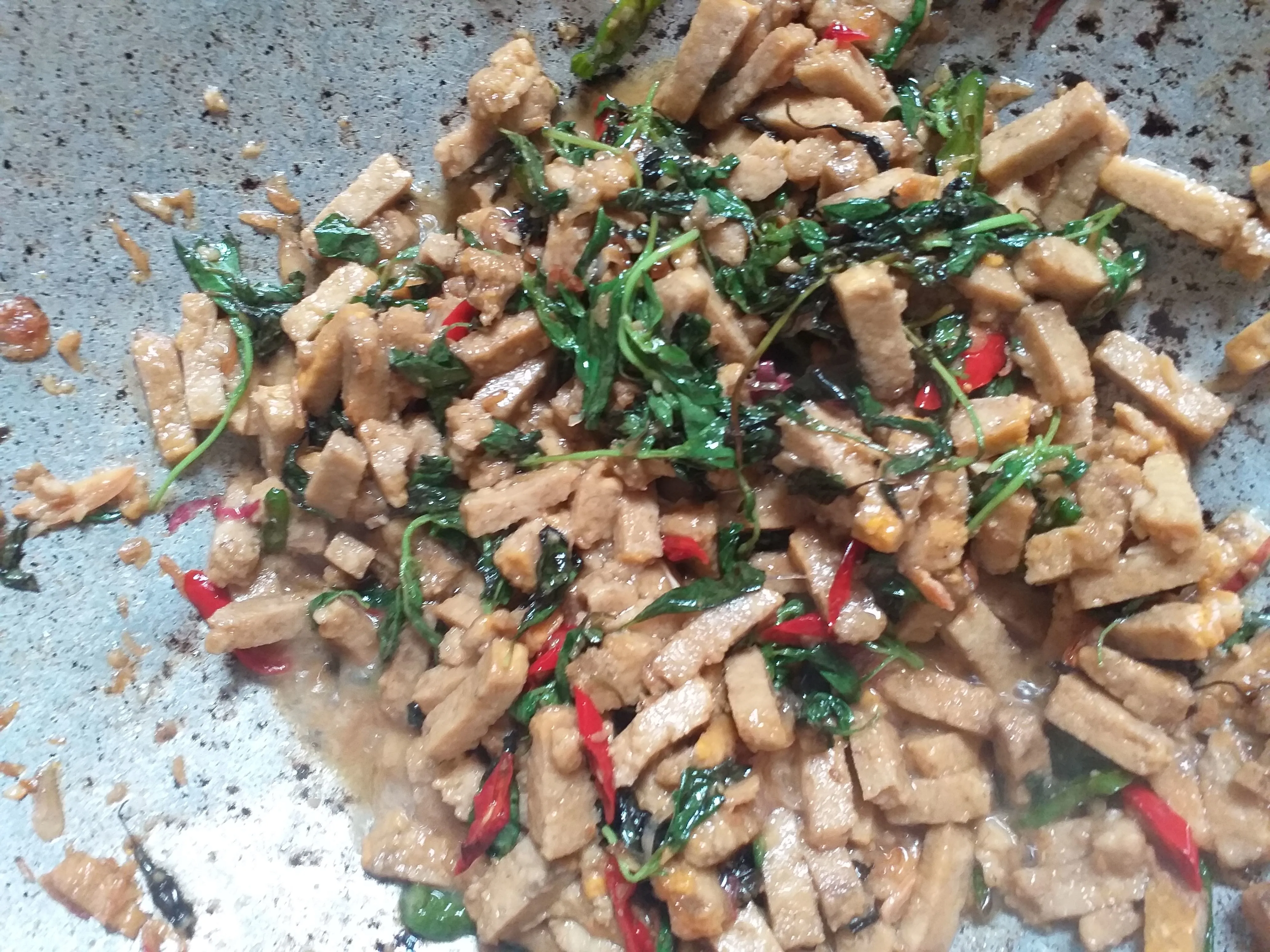 Step 5 Tumis Oncom Daun Kemangi