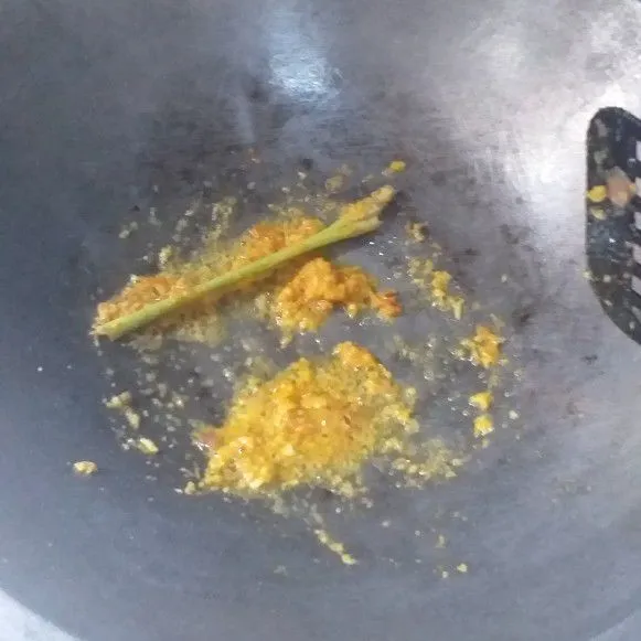 Step 2 Daun Singkong Kuah Santan